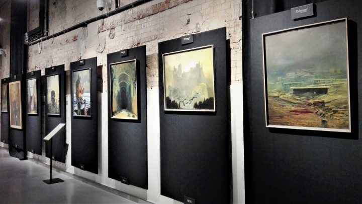 55 prac Beksińskiego bez tytułów