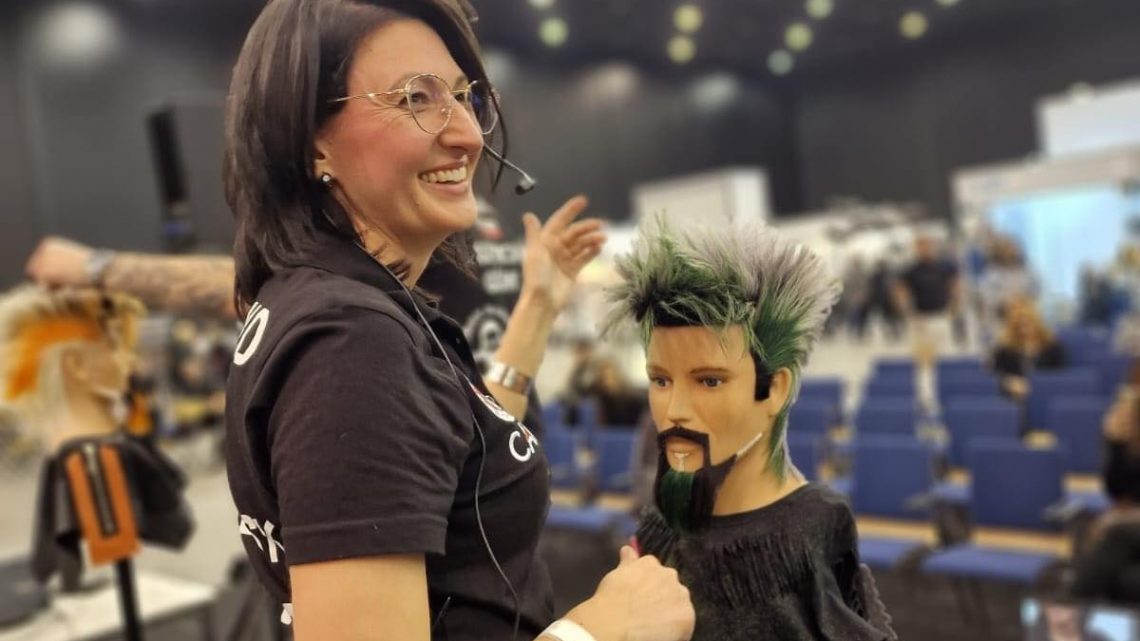 Mistrzyni Świata we fryzjerstwie – Ewa Kośniewska