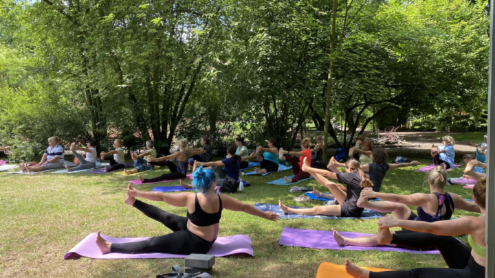 „Joga na trawie” – czyli chwila dla siebie